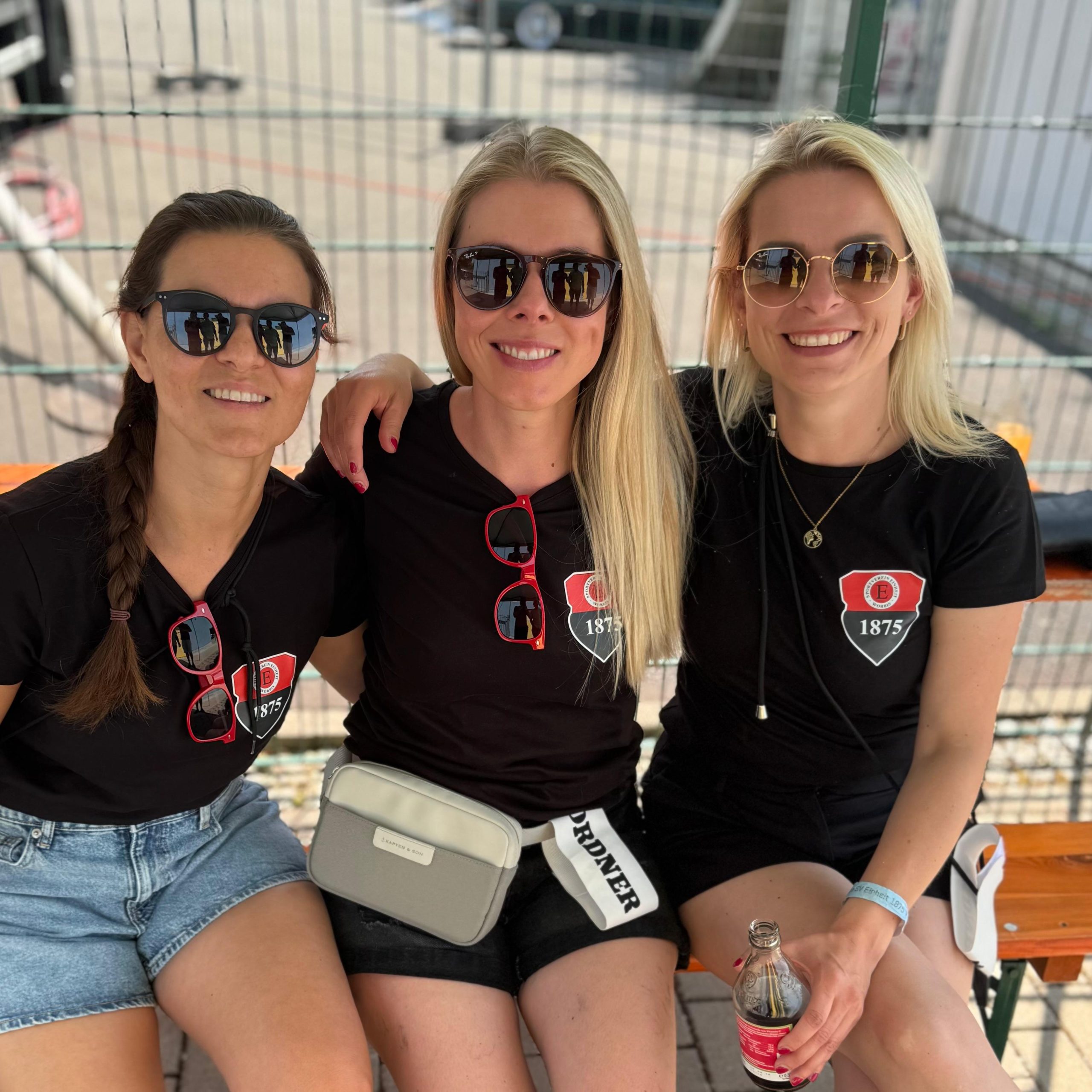 Patricia, Ivana und Heidi im Heimspielteam