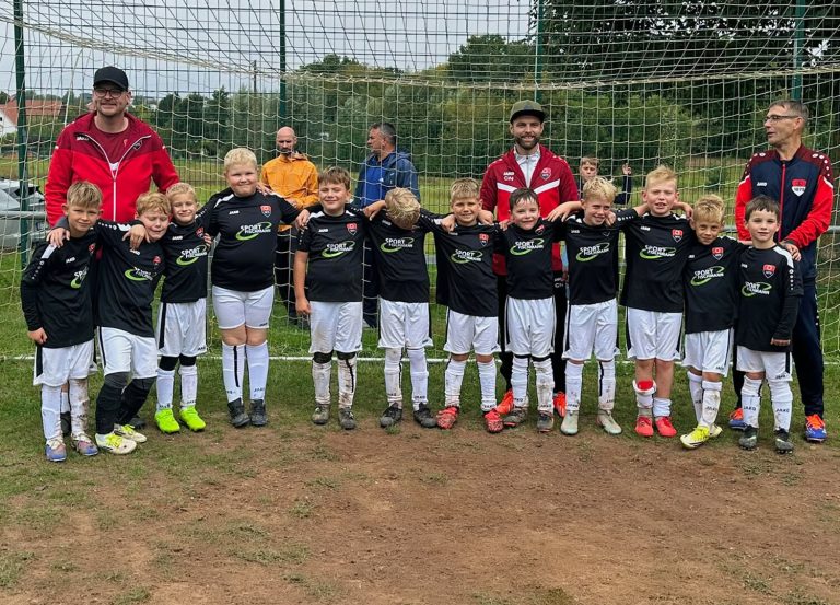 Vier neue FUNiño-Tore für unseren Nachwuchs – jetzt für die Einheit abstimmen! ❤️🖤